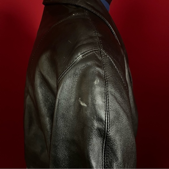 Excelled Collection Belted Leather Trench Coat - Picture 14 of 16